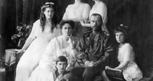 Car Nikolaj i porodica, 1914