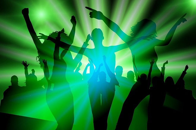 Žurka - party (foto: Gerd Altmann / Pixabay)
