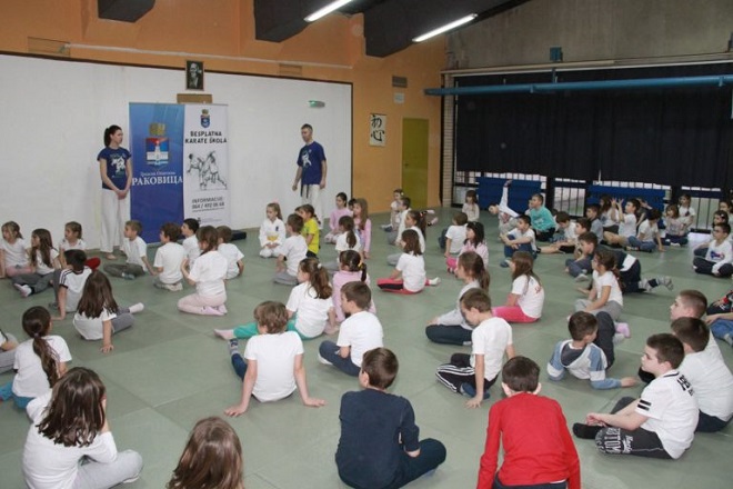 Leto u Rakovici: Besplatni sadržaji za decu, dame i penzionere
