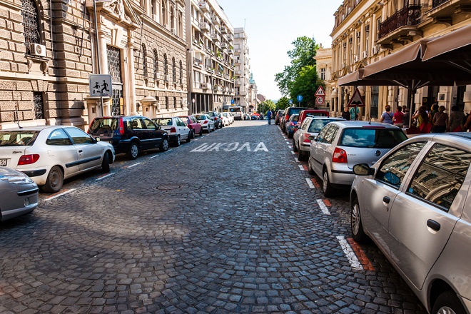 Oko sokolovo - spisak ulica u Beogradu (foto: YKD / Shutterstock)
