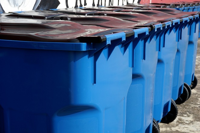 JKP "Gradska čistoća": Podela PVC kanti (foto: Pixabay)