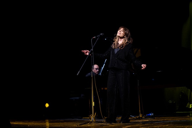 Aliče peva Batijata (foto: promo)