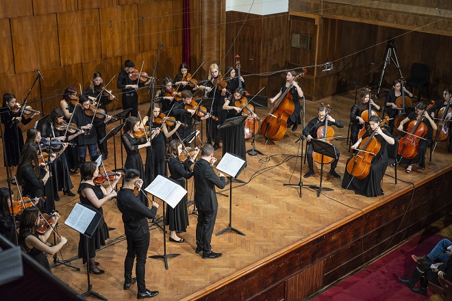 Orkestar škole za muzičke talente iz Ćuprije (foto: Dragana Selaković)