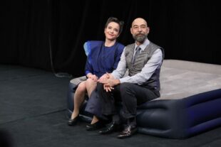 Pozorišni repertoari - oktobar 2025: Opera i teatar Madlenianum - X + Y = 0 (foto: Zoran Škrbić)