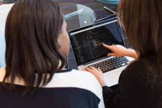 Top 5 IT poslova (foto: Christina Morillo / Pexels)