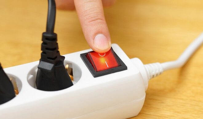 Bez struje i bez vode - servisne informacije (foto: DepositPhotos.com)