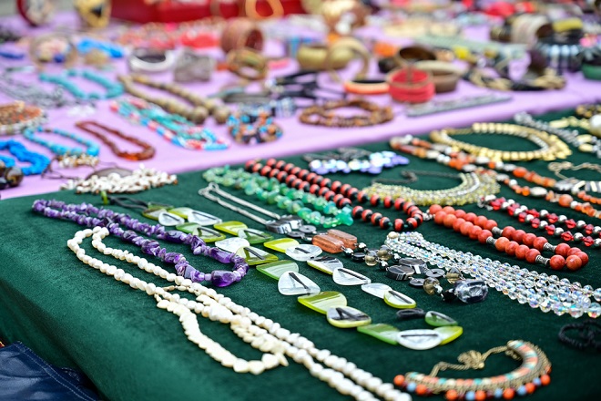 Prolećni bazar i Bum market na pijaci Zemun (foto: DepositPhotos.com)