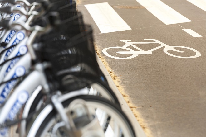Parkiraj i bicikliraj (foto: DepositPhotos.com)