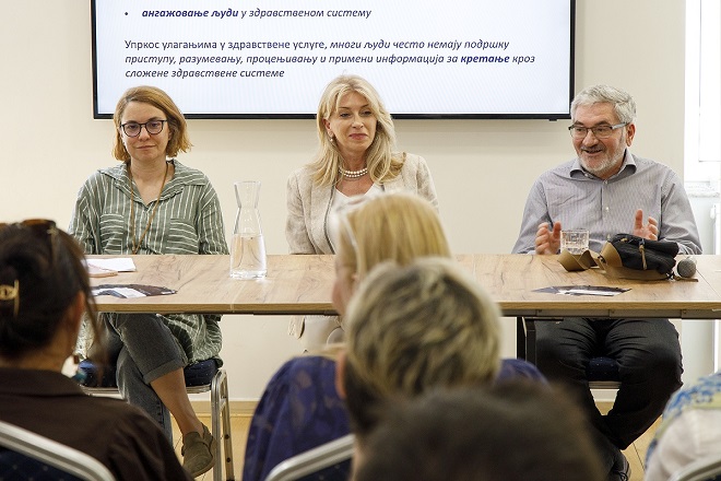 Dejana Baltes, prof. dr Aleksandra Jović Vraneš, prof. dr Zvonko Magić (foto: Sanja Veljković)