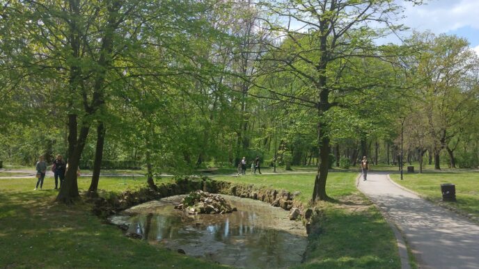 Pet skrivenih mesta u Beogradu gde je i usred letnjih vrućina prijatno: Topčiderski park (foto: Brankica Andonović)