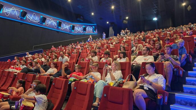 Projekcija filma SPAJDERMEN: NOVI DAN (foto: Jučer Srbija)