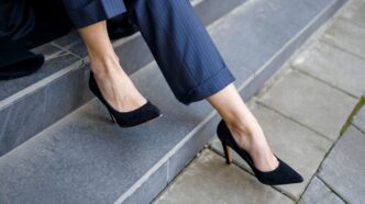Salonke cipele - bezvremenska elegancija i profinjenost za svaku ženu